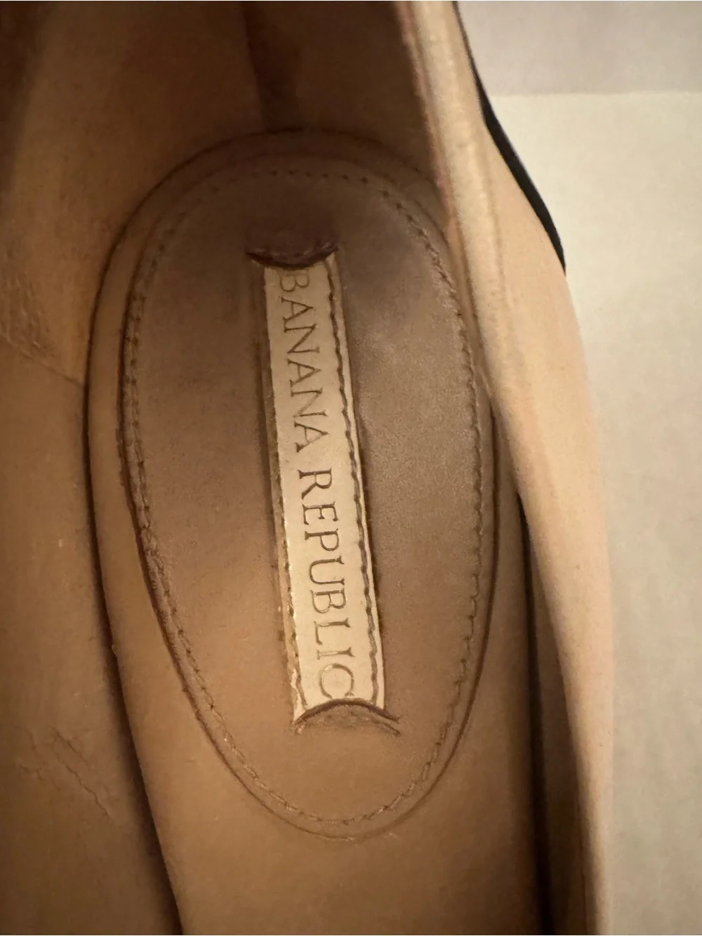 Banana Republic Beige, Taupe & Black Colorblock Block Heel Pumps - Picture 4 of 13